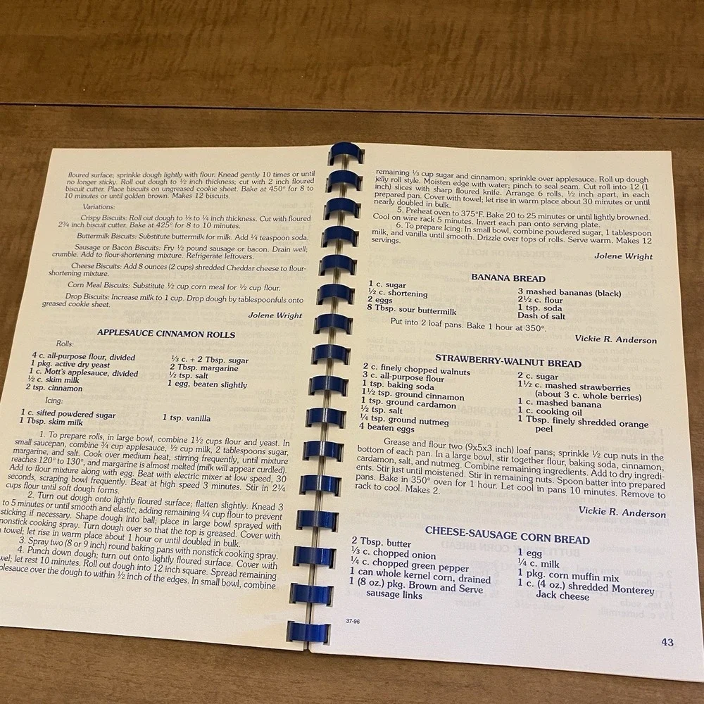 VTG Cherished Family Recipes Cookbook Phi Beta Lambda Regional Community Comb